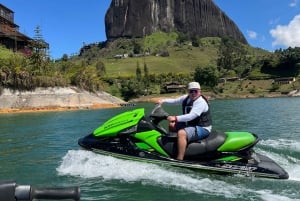 Guatapé: Jetski-Verleih mit Blick auf die Piedra del Peñol