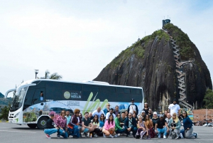 From Medellin: Guatape El Peñol with Boat, Breakfast & Lunch
