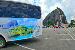 From Medellin: Guatape El Peñol with Boat, Breakfast & Lunch