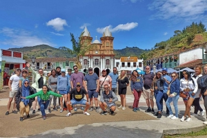 From Medellin: Guatape El Peñol with Boat, Breakfast & Lunch