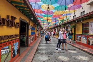 Guatapé: Excursión desde Medellín. Guía de habla inglesa. VIP