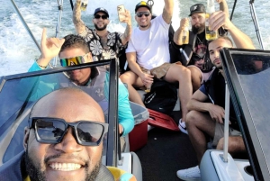 Guatape Tour with Luxury Boat Ride, Meals & Llamas farm