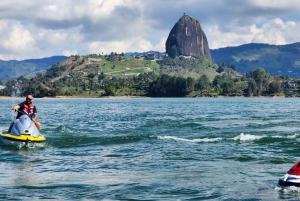 Guatape Tour with Luxury Boat Ride, Meals & Llamas farm