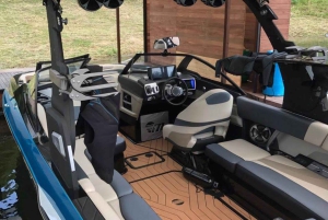 Guatapé: Experiencia de wakeboard y wakesurf
