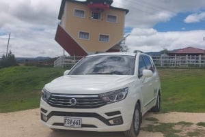 Lagoa Guatavita + Casa Loca + Pueblo + Catedral de Sal