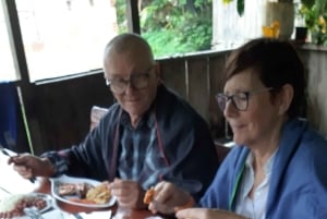 Opastettu kävelyretki Quinchanaan, värikkääseen esi-isien kylään