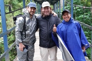 Opastettu kävelyretki Quinchanaan, värikkääseen esi-isien kylään