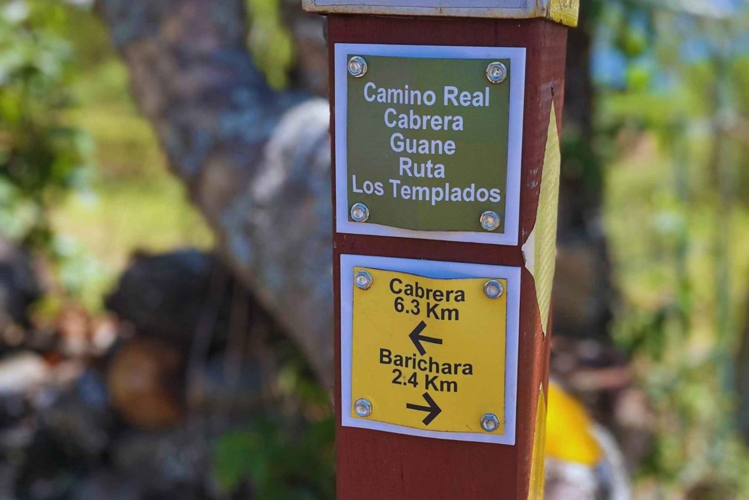 Hiking along Camino Real: Barichara-Cabrera, waterfalls and Rio Suarez canyon.
