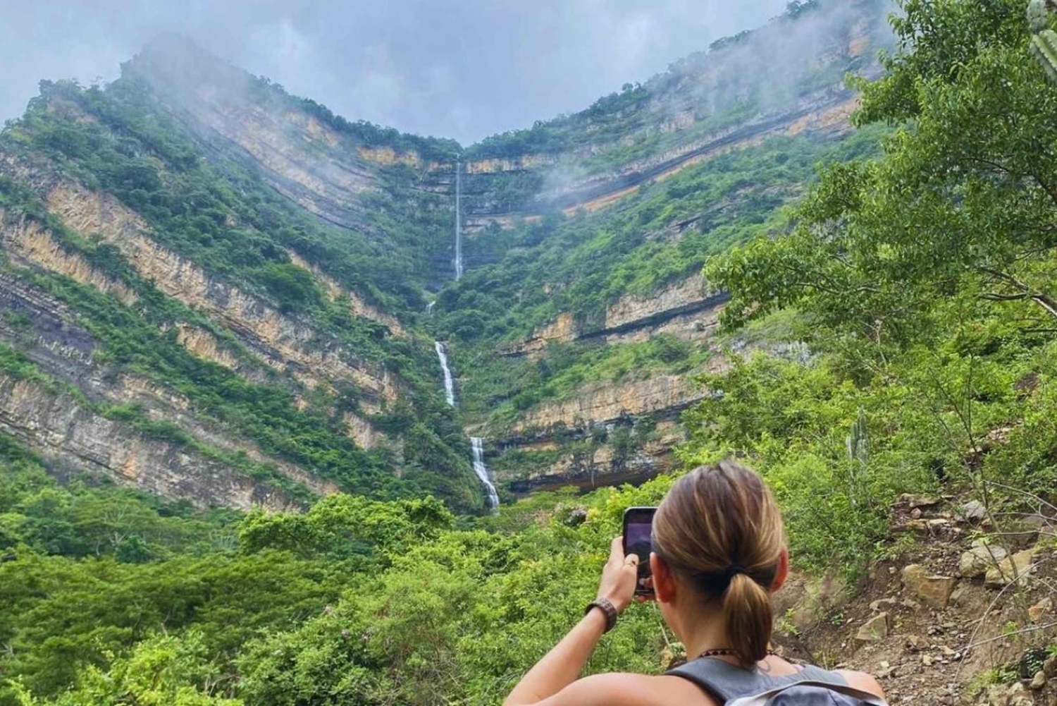 Hiking along the Camino Real: Barichara-Cabrera, waterfalls, and the Río Suárez canyon