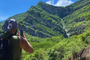 Hiking along the Camino Real: Barichara-Cabrera, waterfalls, and the Río Suárez canyon