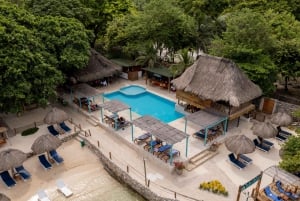 Rosario Islands: Premium Day Pass Isla del Sol Hotel