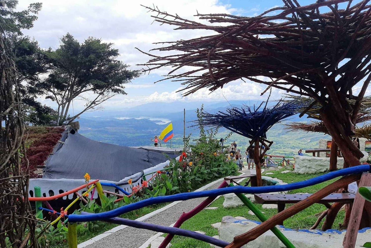 HUILA UDSIGTSPUNKTER MANO DEL GIGANTE