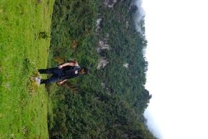 Ibagué: Combeima Canyon Hike, Yoga & Hot Springs Camp