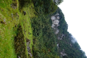 Ibagué: Combeima Canyon Hike, Yoga & Hot Springs Camp