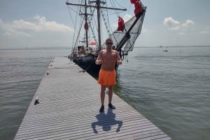 Island Beach Trip Äventyr på piratskepp med lunch och dryck