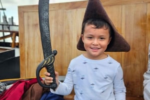 Island Beach Trip Äventyr på piratskepp med lunch och dryck