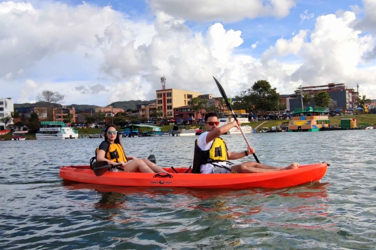 Kayak tour on Lake Guatapé