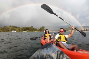 EXCURSION EN KAYAK SUR LE LAC DE GUATAPE