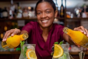 Impara a preparare il tuo miglior cocktail caraibico a Cartagena.