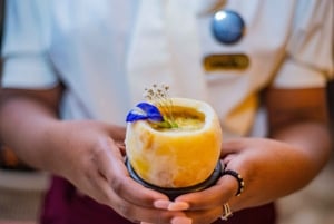 Impara a preparare il tuo miglior cocktail caraibico a Cartagena.