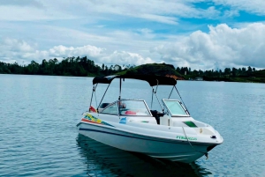 Paseo en barco de lujo - Guatapé