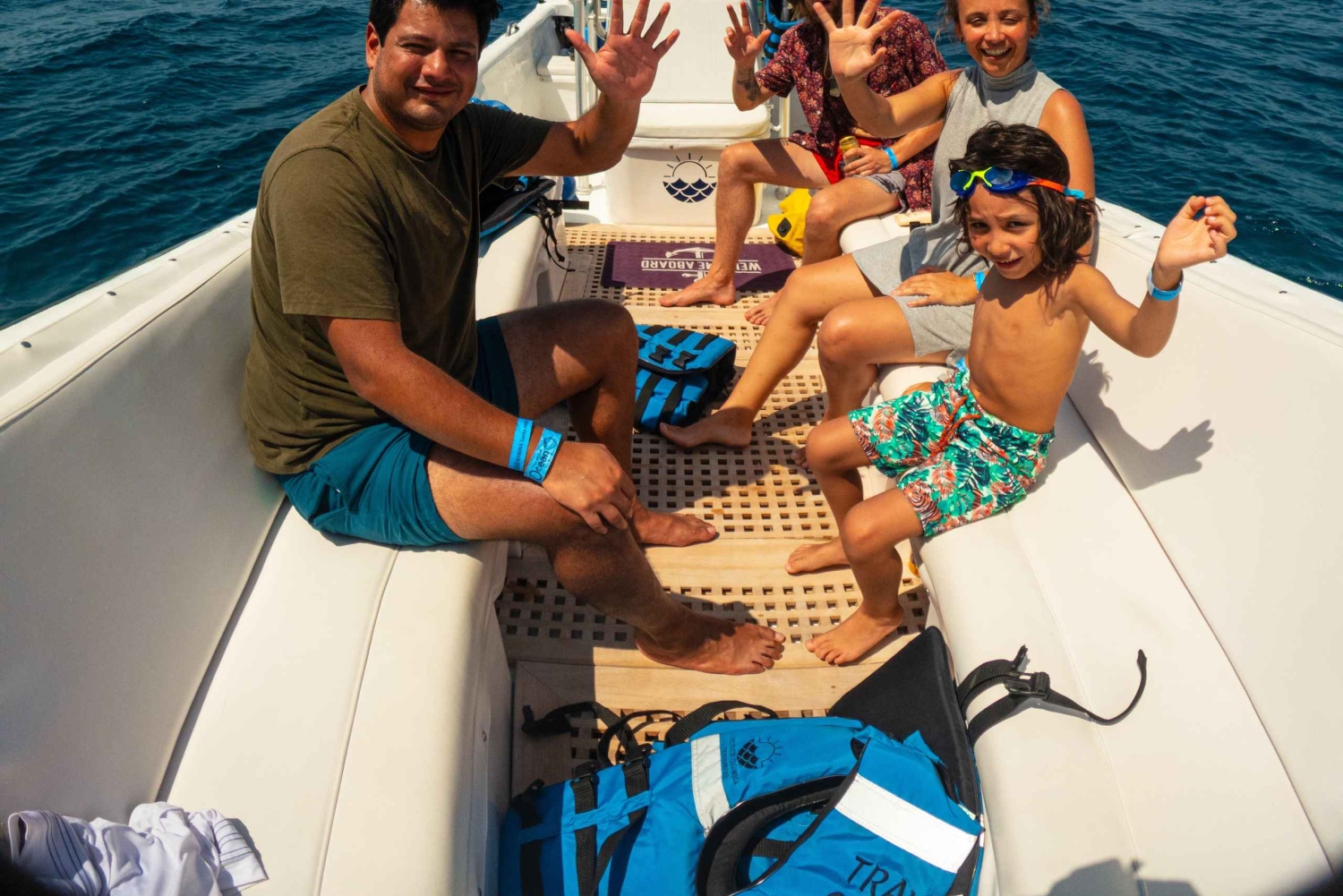 Magdalena: Tayrona Park Cruise with Snorkeling & Beaches