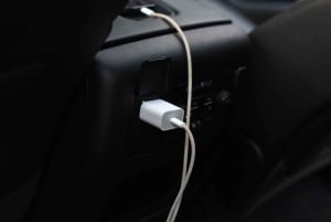 Manizales: Private Armored Vehicle Tour to Armenia