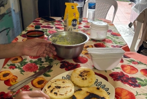 Medellín, gastronomisk og kulturell opplevelse: Arepas uten grenser