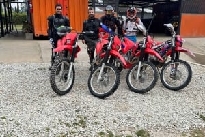 Medellín: Tour mit dem Quad (ATV) durch 3 Berge und Wasserfall