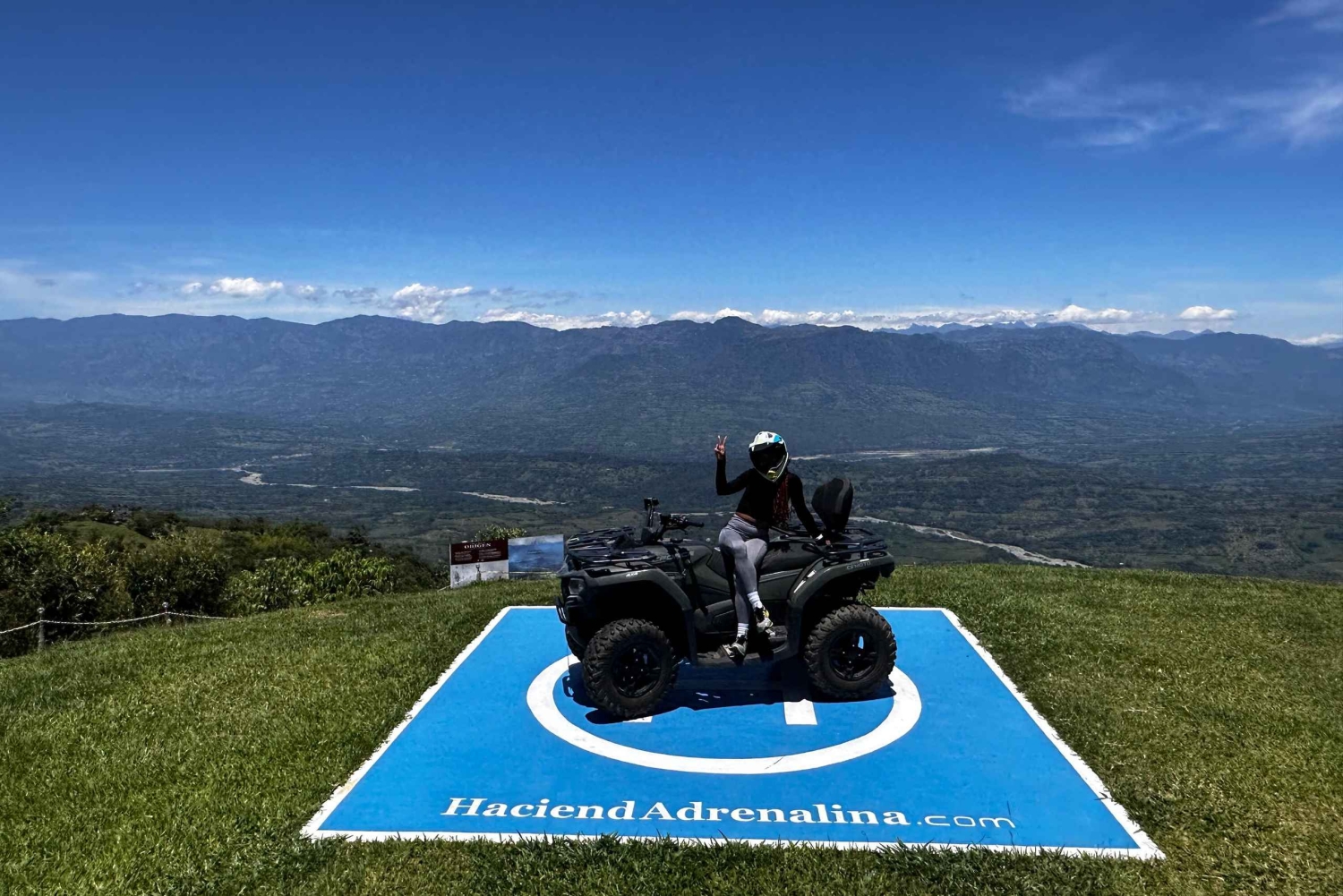 Medellin: ATV-tur, glamping, finca med 360° udsigt