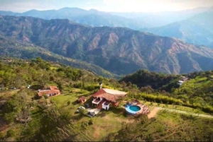 Medellin: ATV-tur, glamping, finca med 360° udsigt