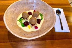 Medellín: Calle 10 Food Tour with Tastings and Guide