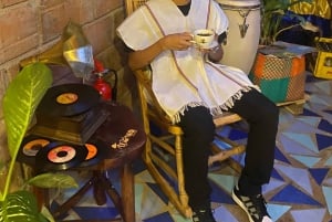 Medellín: Calle 10 Food Tour with Tastings and Guide