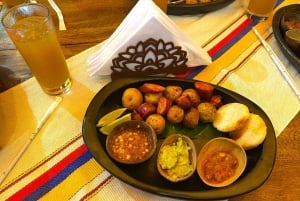 Medellín: Calle 10 Food Tour with Tastings and Guide