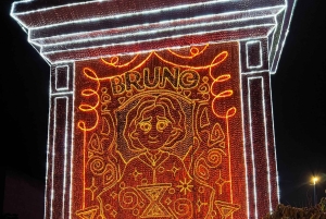 Medellin: wycieczka po mieście w świątecznych światłach w pojeździe tematycznym