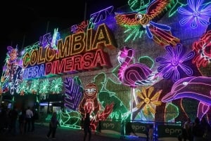 Tour Party Bus por Alumbrado Navideño de Medellin con Fiesta y Musica