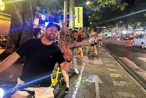 Medellin : visite privée nocturne en vélo électrique + dîner gastronomique