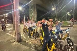 Medellin : visite privée nocturne en vélo électrique + dîner gastronomique