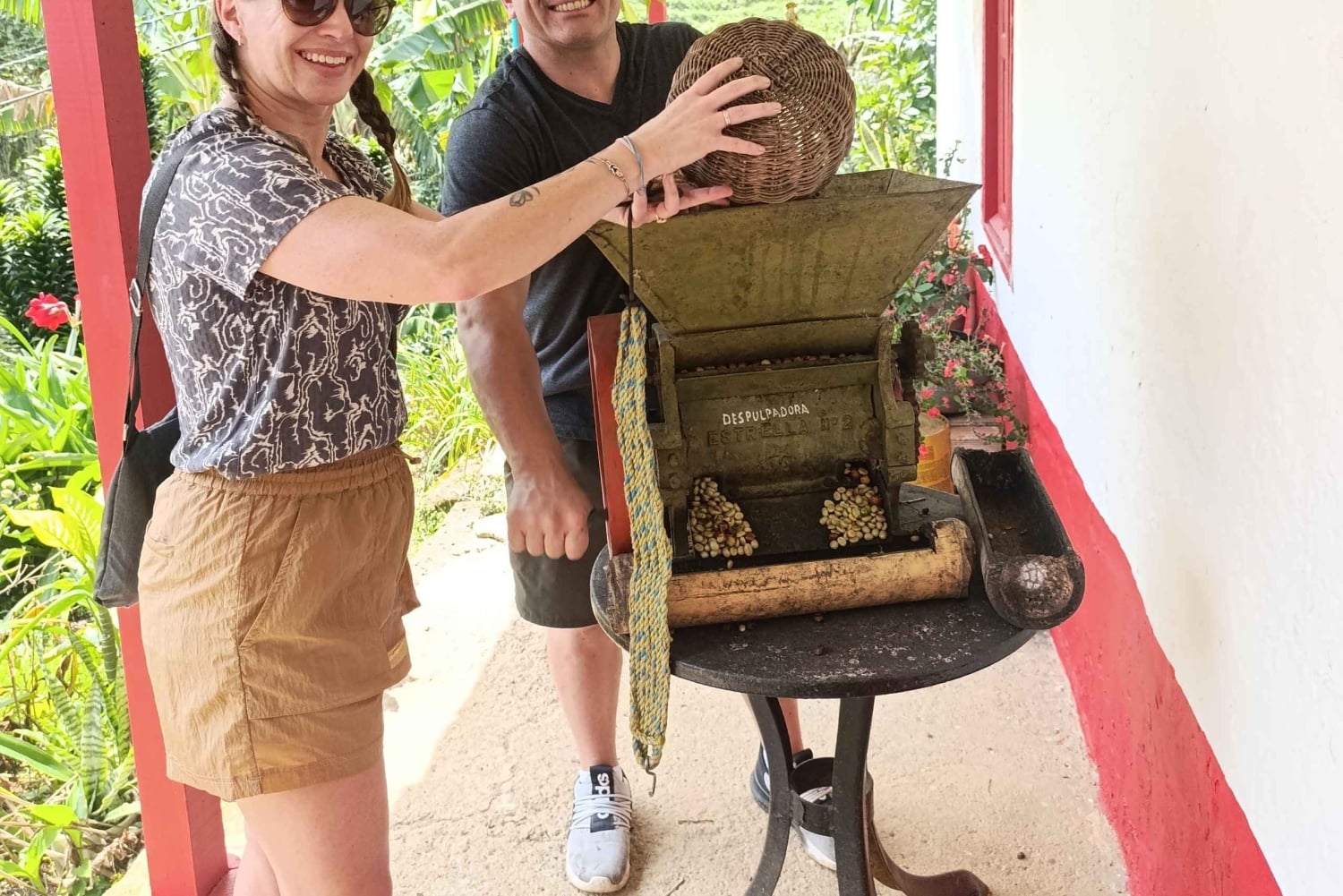 Medellín: koffieboerderij-ervaring met proeverij (kleine groepen)