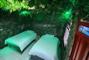 Medellin: Coffee Farm Tour & Spa with Overnight Glamping
