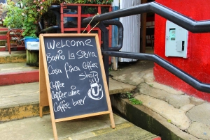 Medellín Coffee Farm Tour with Trolley and Cable Car Ride