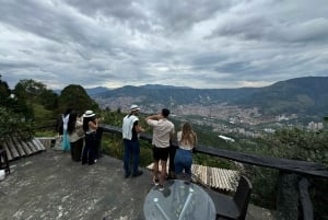 Medellín: Tour del Café y Spa de Bienestar