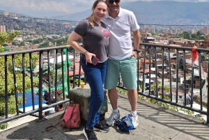 Medellín: tour particular pelas Comunas 13 e 3 com teleférico