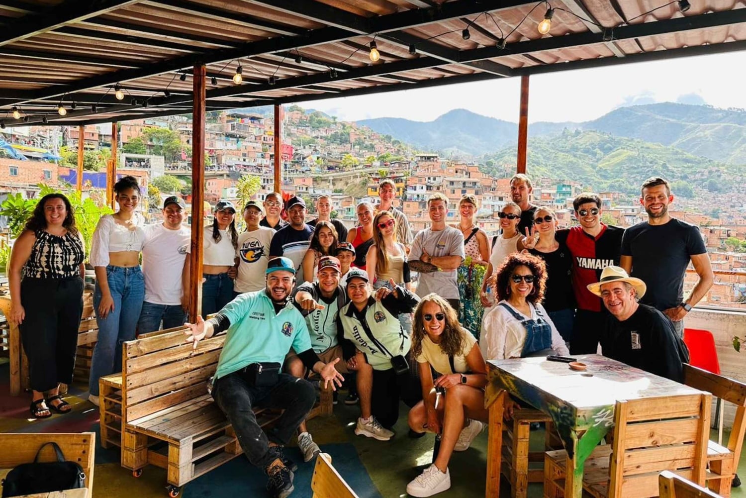 Medellín: Comuna 13 und Graffiti Geführte Tour mit einem lokalen Guide