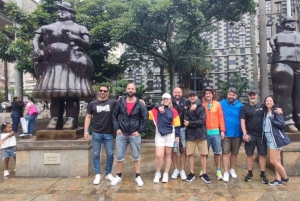 Medellin : visite guidée des graffitis de la Comuna 13 avec trajet en téléphérique