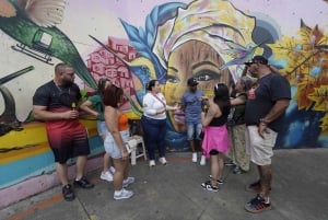 Medellín: Comuna 13 (Graffitour) Discover the Transformation