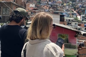 Медельин: экскурсия по местной истории Комуны 13 с граффити и закусками