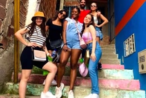 Медельин: экскурсия по местной истории Комуны 13 с граффити и закусками