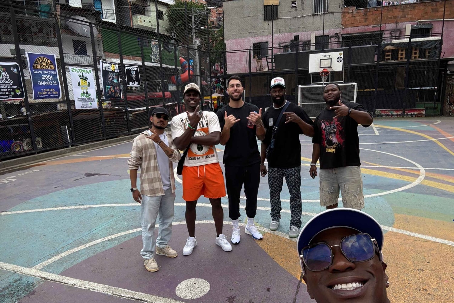 Medellín: Recorrido por la Comuna 13, historia, guía local y teleférico