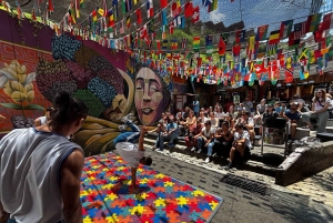 Medellín: Recorrido por la Comuna 13, historia, guía local y teleférico